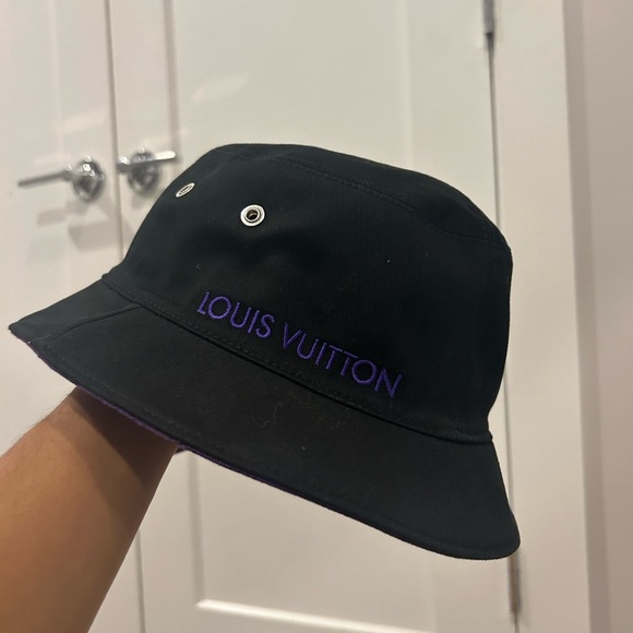 Louis Vuitton Monogram Essential Bucket Hat (Reversible) - Purple/Black - Picture 3 of 6